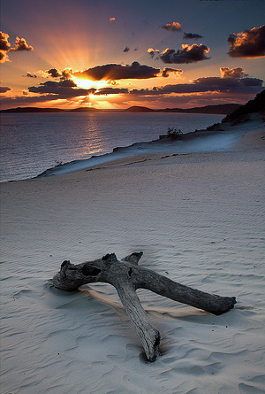 Carlo Sand Blow Sunrise - Rainbow Beach